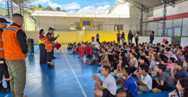 Defesa Civil nas Escolas orienta estudantes de Alegre sobre prevenção e segurança